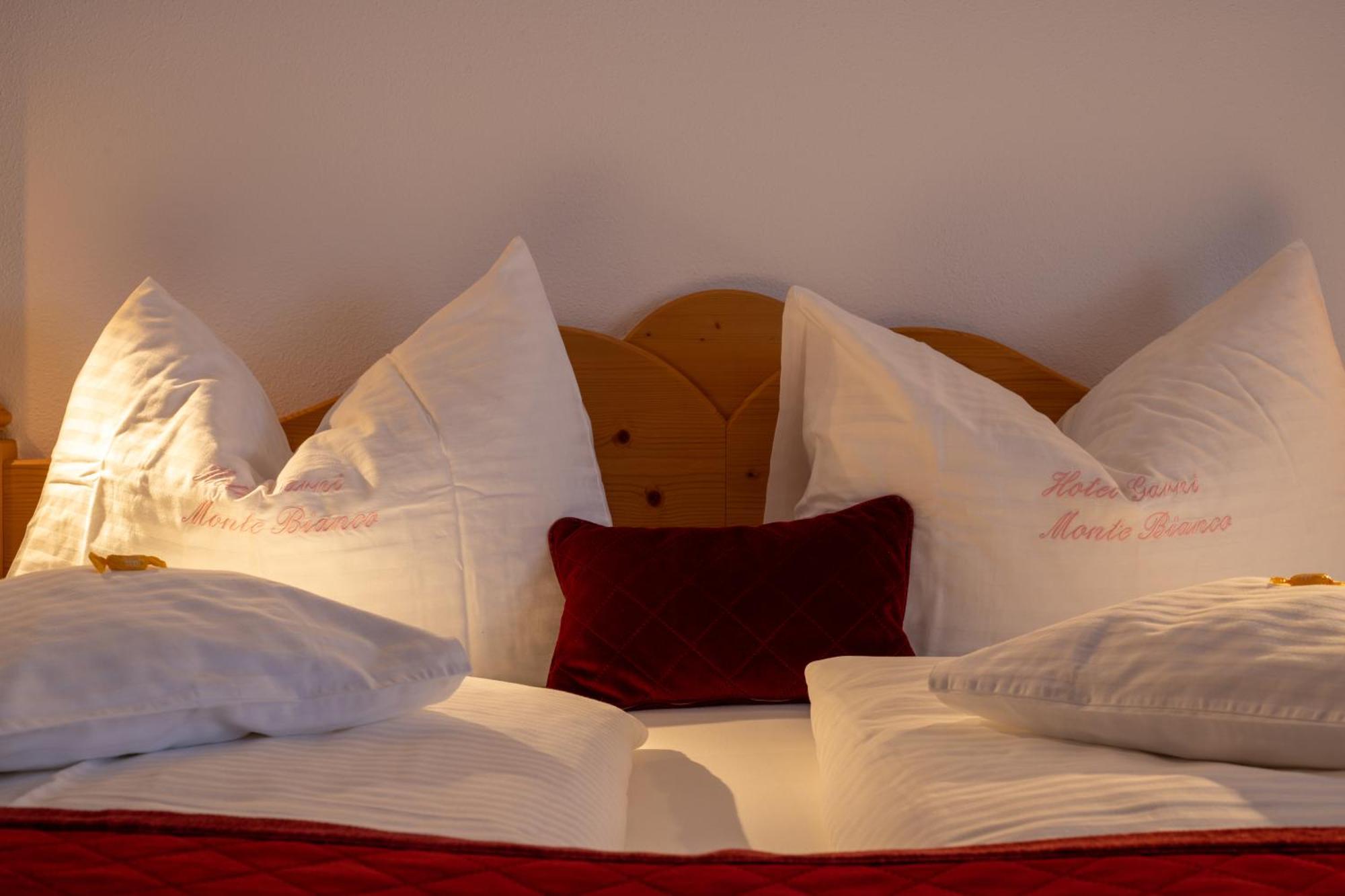 Hotel Garni Monte Bianco 이스크글 외부 사진