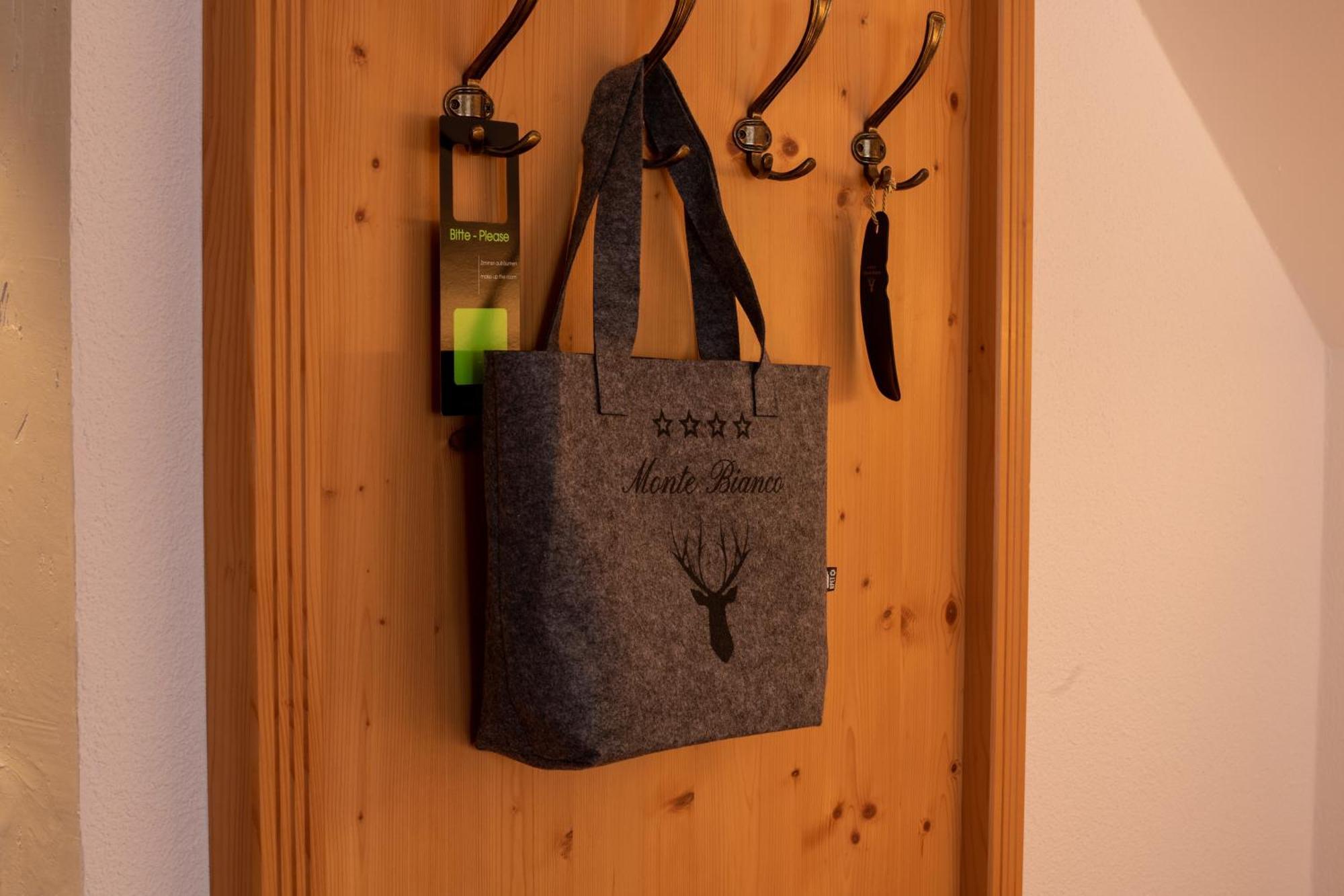 Hotel Garni Monte Bianco 이스크글 외부 사진
